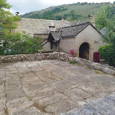 Gite En Cevennes Le Pont De Montvert Sud Mont Lozere Exterior foto